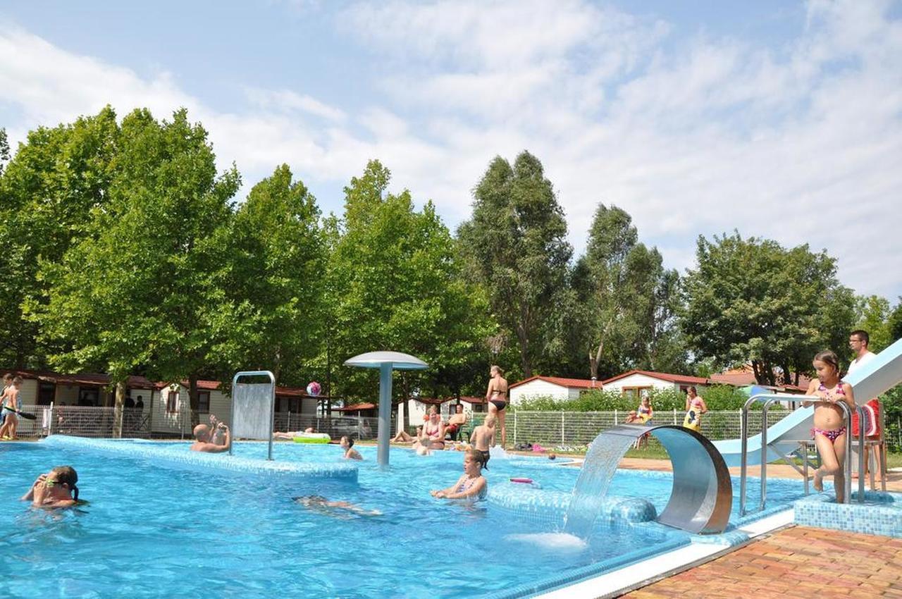 Campsite Sunvillage Camp- Mobilhazak Alsooersoen *